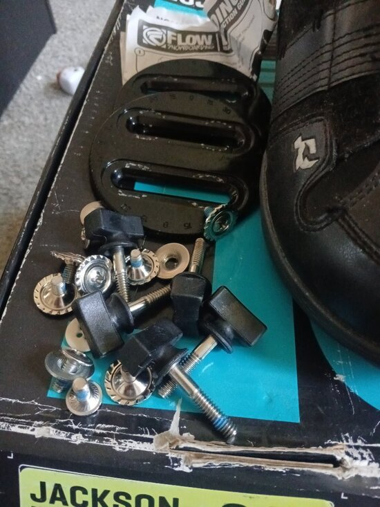 Snowboarding boots main image 8